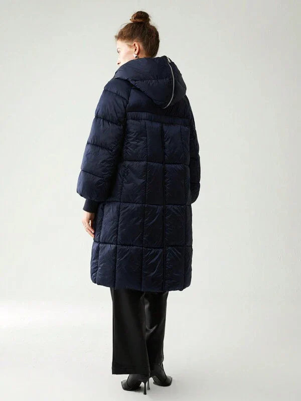 Lange Steppjacke mit Kapuze