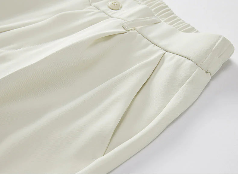 Leichte Hose